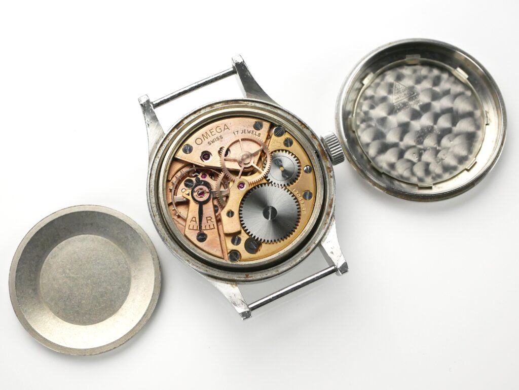 Omega 53 Thin Arrow RAF Watch Movement